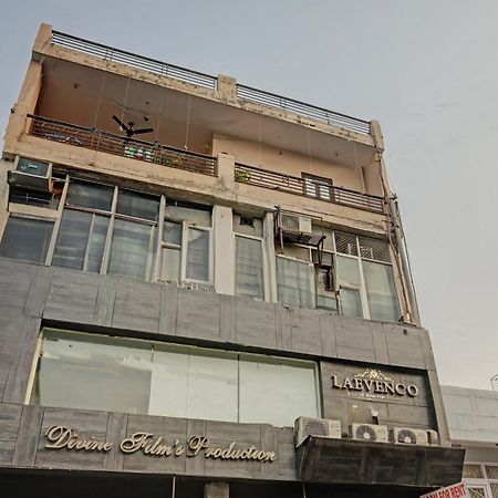 Hotel O Kanak Palace Ню Делхи Екстериор снимка